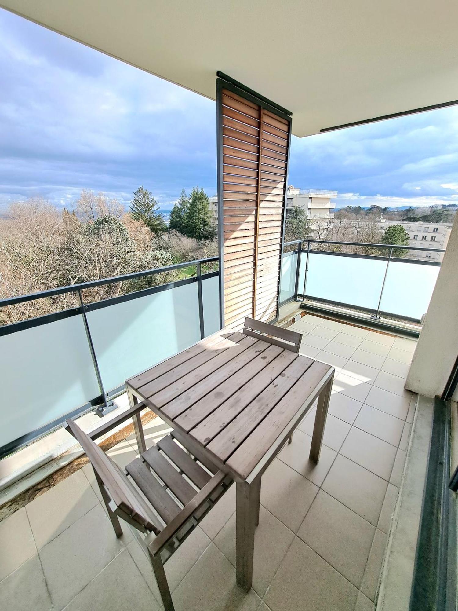 Cote Parc, Design Avec Terrasse Appartement
