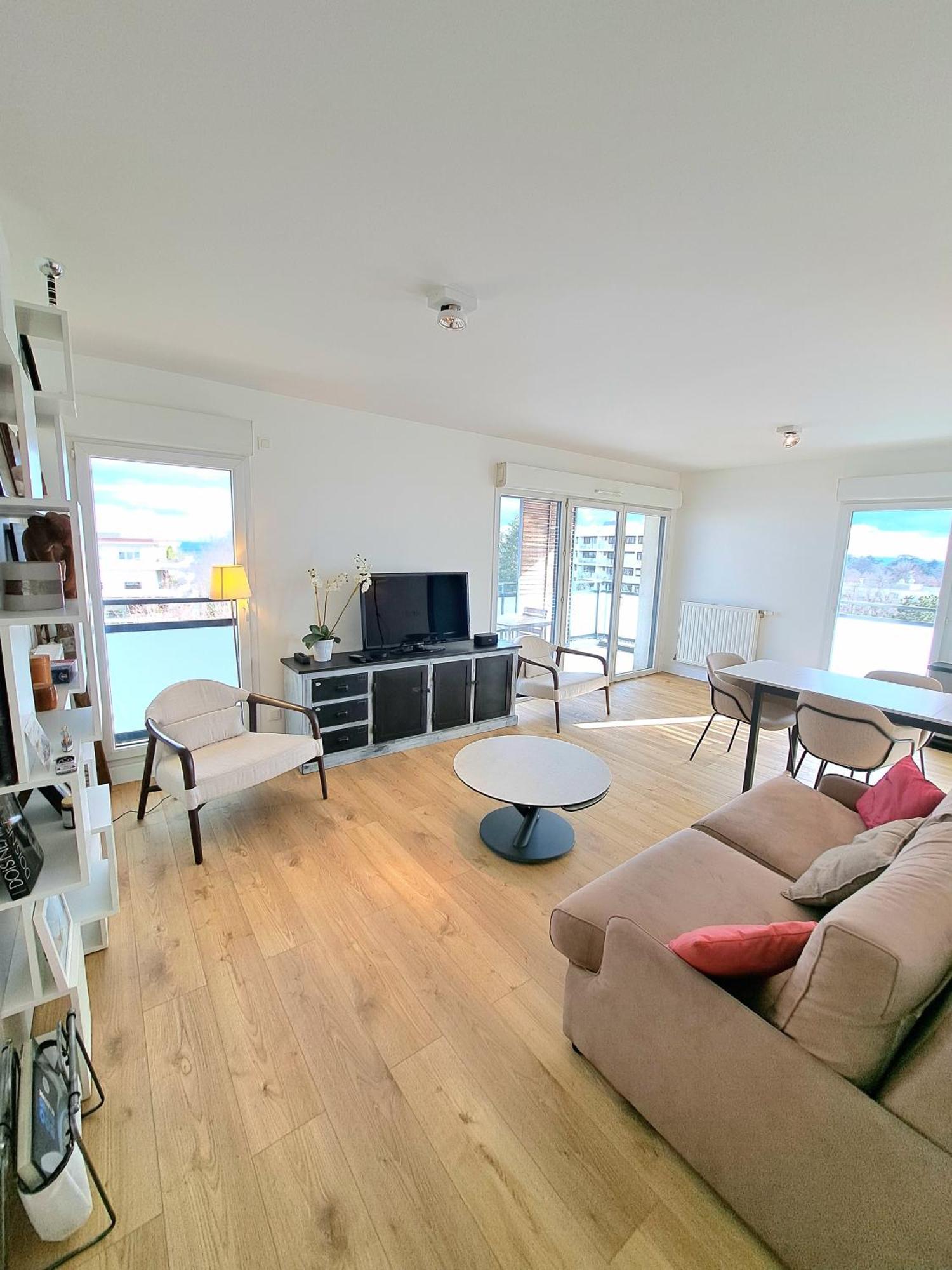Cote Parc, Design Avec Terrasse Appartement